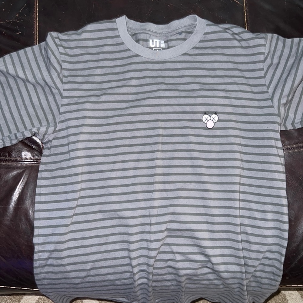 Kaws shirt sleeve mens tee-shirt